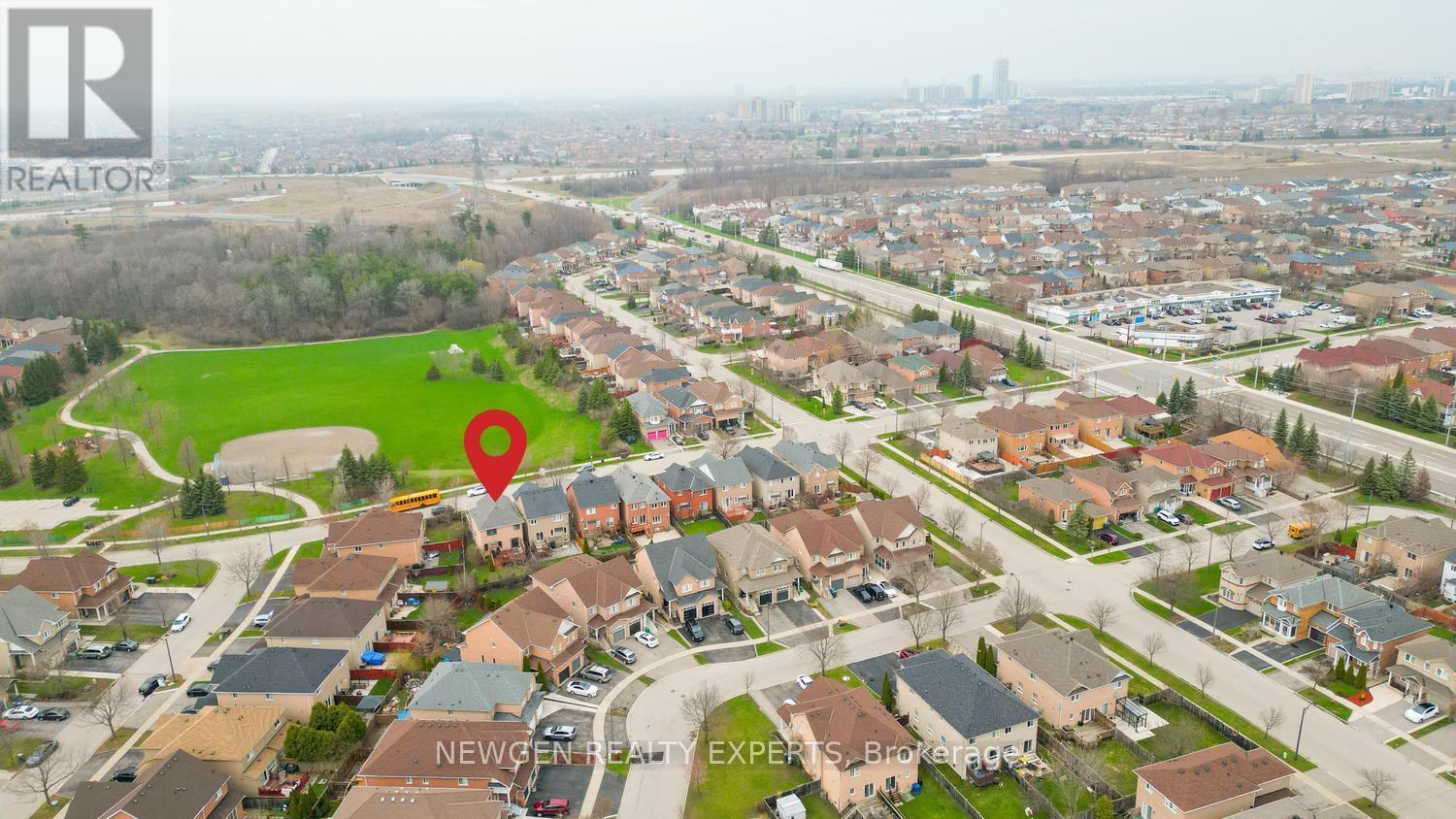 812 Knotty Pine Grove, Mississauga (Meadowvale Village), Ontario  L5W 1K5 - Photo 31 - W13026408