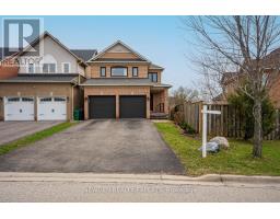 812 KNOTTY PINE GROVE, Mississauga, Ontario