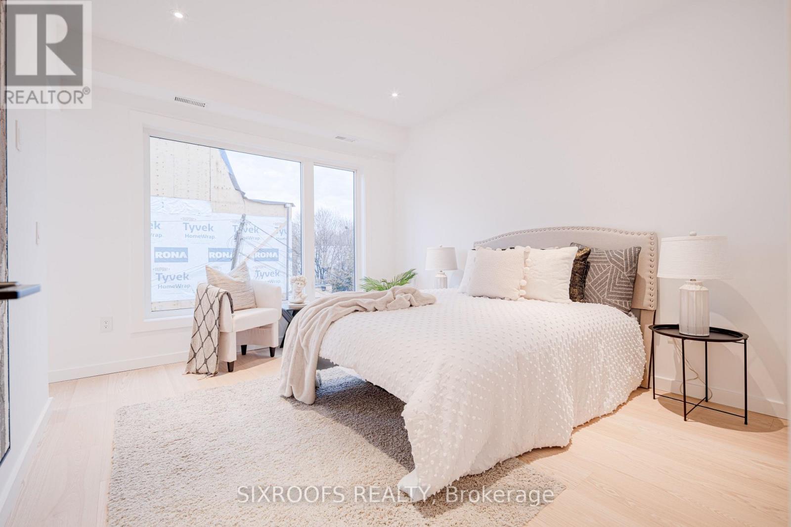 40 Morningside Avenue, Toronto (High Park-Swansea), Ontario  M6S 1C4 - Photo 11 - W13026412