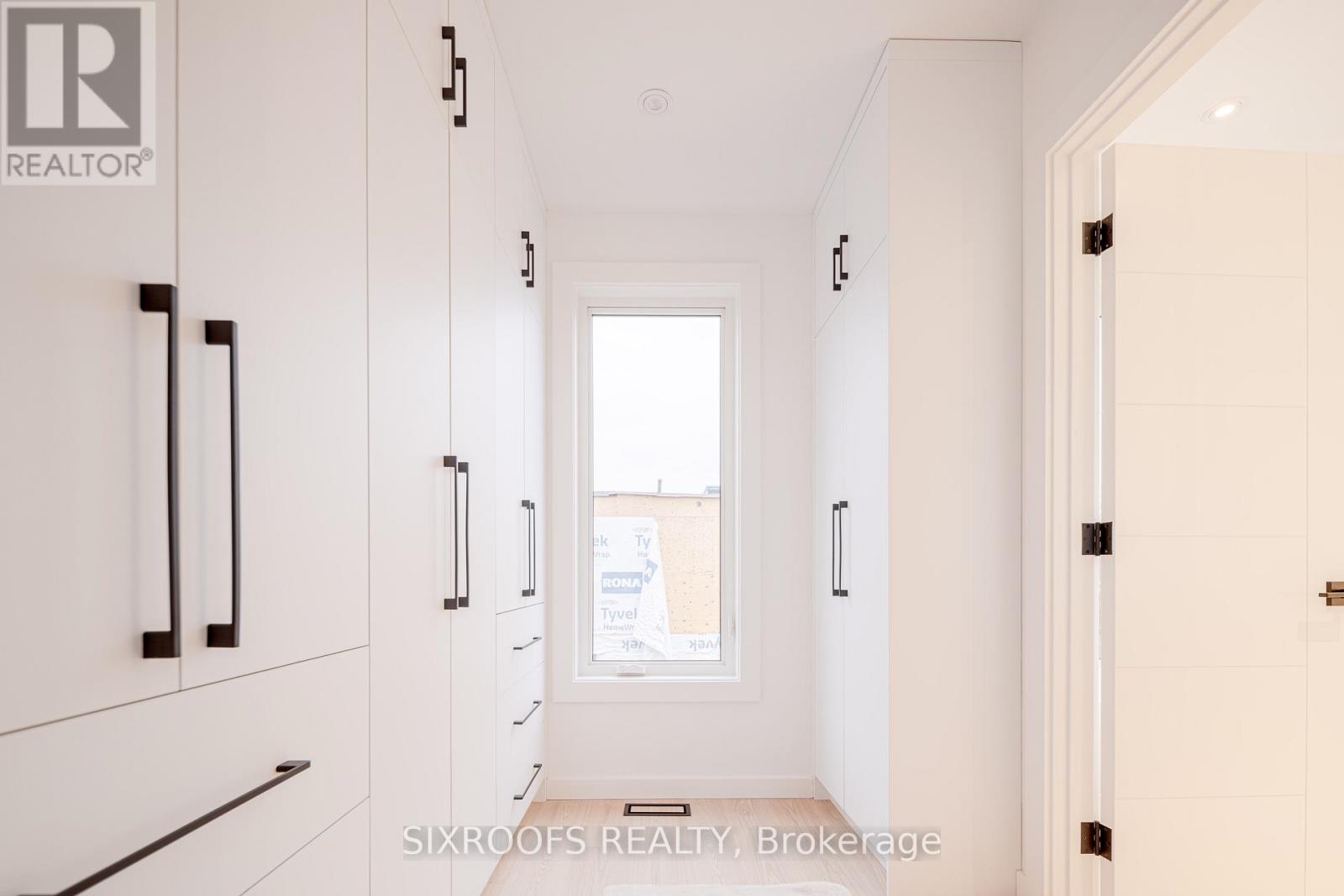 40 Morningside Avenue, Toronto (High Park-Swansea), Ontario  M6S 1C4 - Photo 20 - W13026412