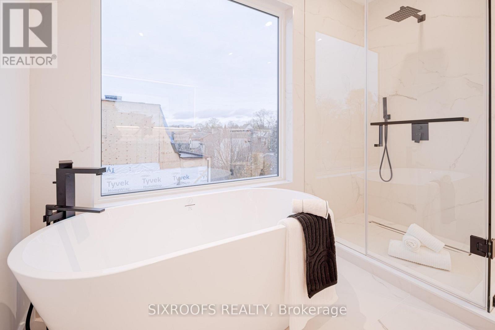 40 Morningside Avenue, Toronto (High Park-Swansea), Ontario  M6S 1C4 - Photo 22 - W13026412