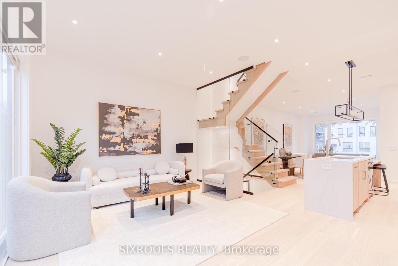 40 Morningside Avenue, Toronto (High Park-Swansea), Ontario  M6S 1C4 - Photo 3 - W13026412