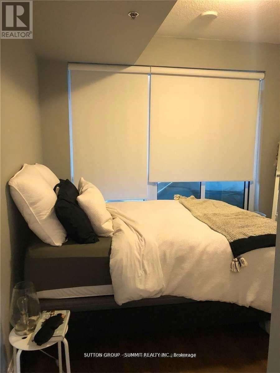 209 - 55 Speers Road, Oakville, Ontario  L6K 0H9 - Photo 4 - W13026456