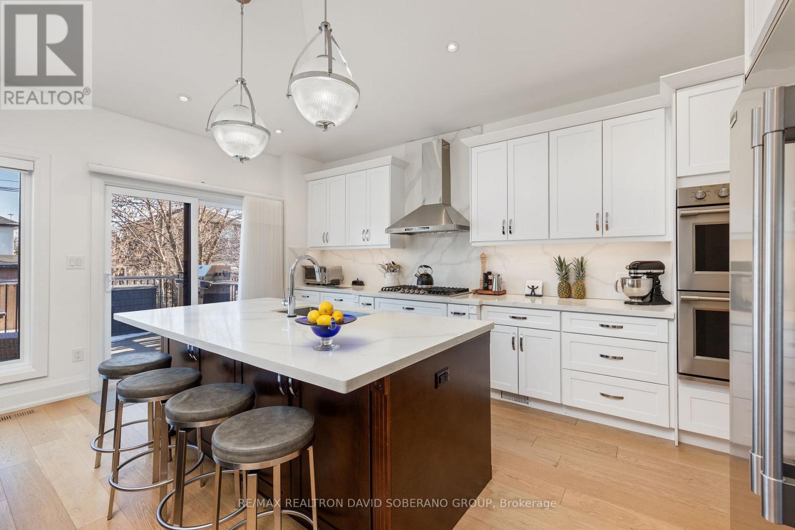 105 Winston Park Boulevard, Toronto, Ontario  M3K 1C4 - Photo 14 - W13026460