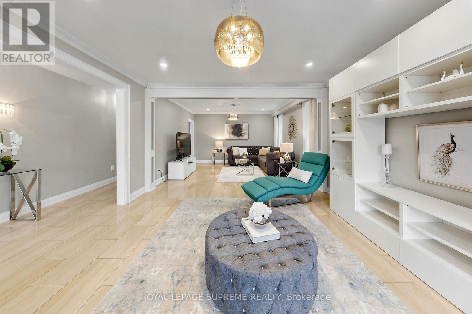 46 Chiswick Avenue, Toronto (Brookhaven-Amesbury), Ontario  M6M 4T9 - Photo 10 - W13026474