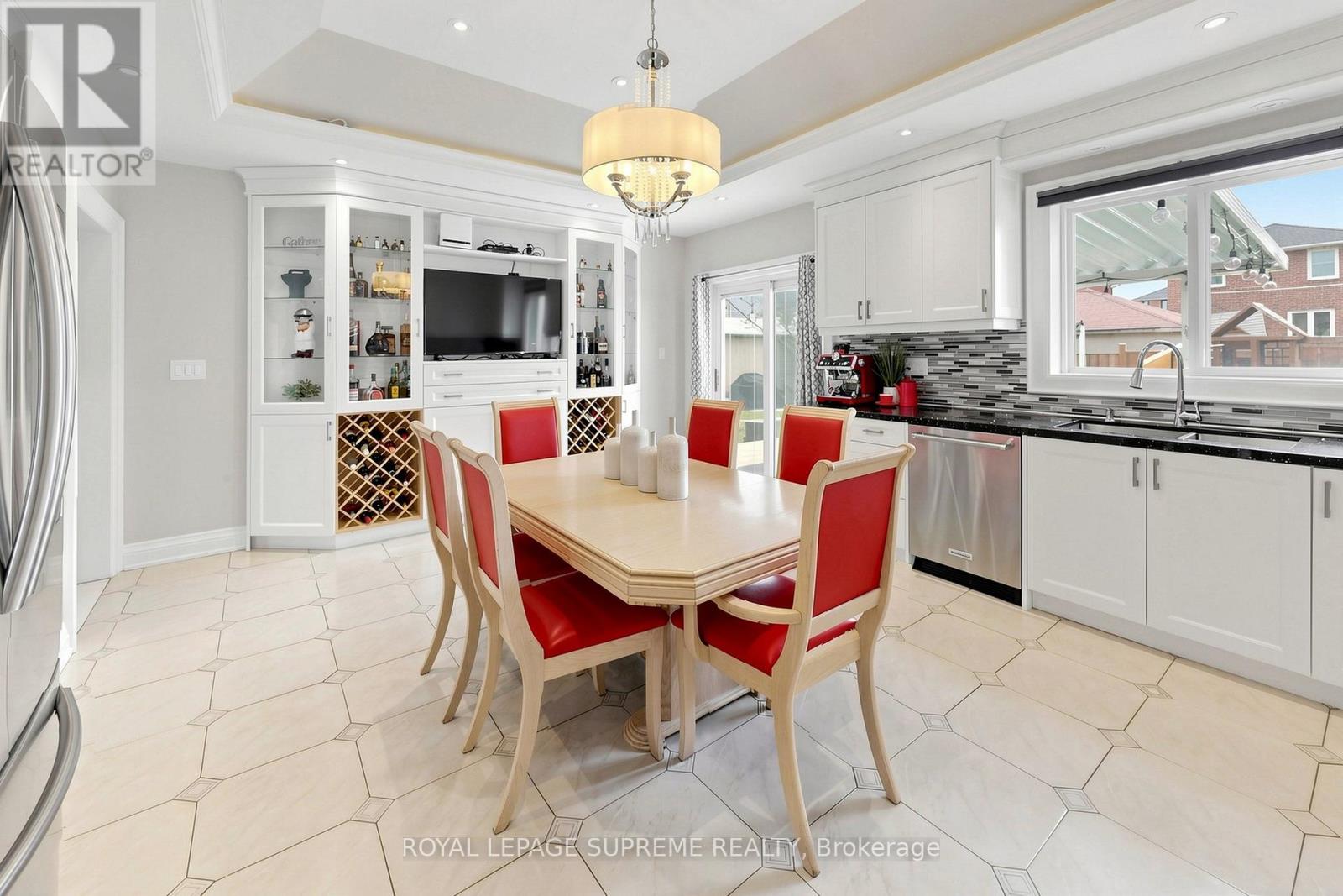 46 Chiswick Avenue, Toronto (Brookhaven-Amesbury), Ontario  M6M 4T9 - Photo 13 - W13026474