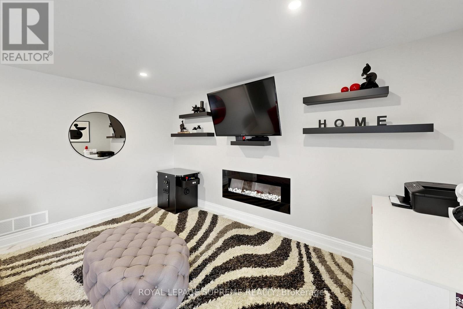 46 Chiswick Avenue, Toronto (Brookhaven-Amesbury), Ontario  M6M 4T9 - Photo 15 - W13026474