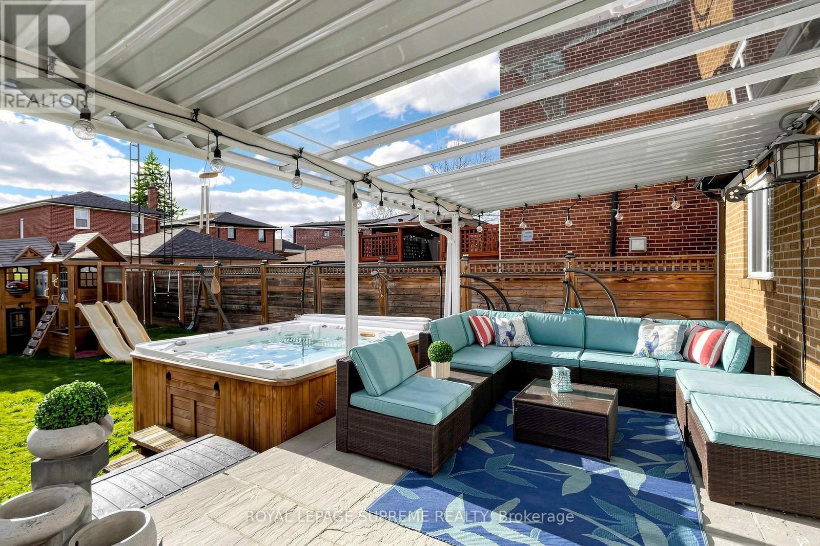 46 Chiswick Avenue, Toronto (Brookhaven-Amesbury), Ontario  M6M 4T9 - Photo 32 - W13026474