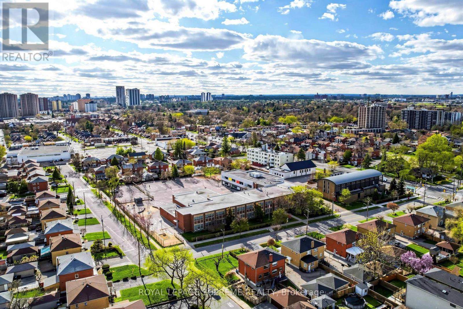 46 Chiswick Avenue, Toronto (Brookhaven-Amesbury), Ontario  M6M 4T9 - Photo 36 - W13026474