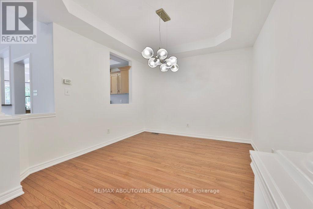 19 - 2169 Orchard Road, Burlington, Ontario  L7L 7H9 - Photo 10 - W13026554