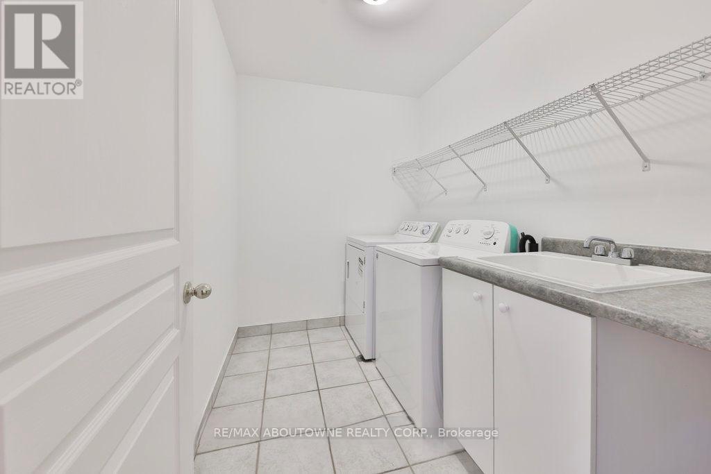 19 - 2169 Orchard Road, Burlington, Ontario  L7L 7H9 - Photo 29 - W13026554