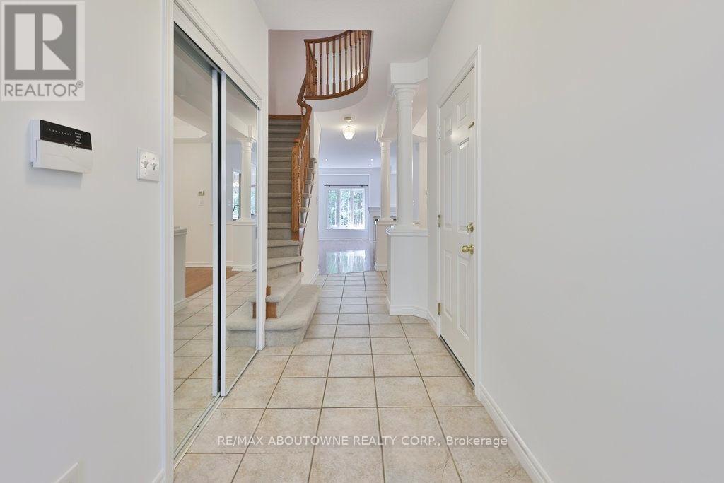 19 - 2169 Orchard Road, Burlington, Ontario  L7L 7H9 - Photo 7 - W13026554