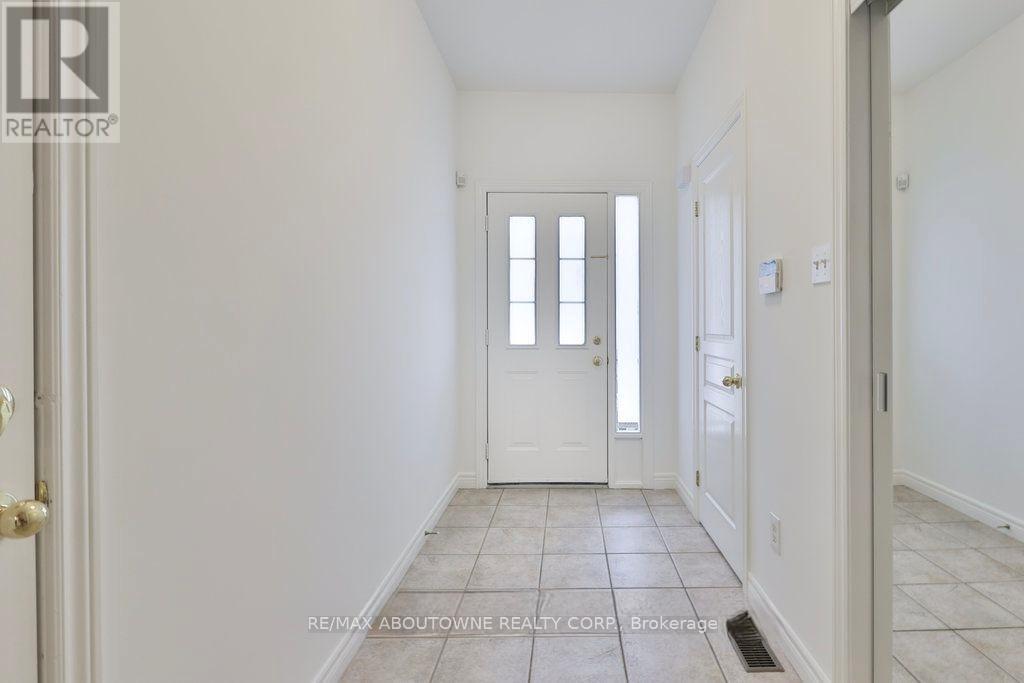 19 - 2169 Orchard Road, Burlington, Ontario  L7L 7H9 - Photo 9 - W13026554