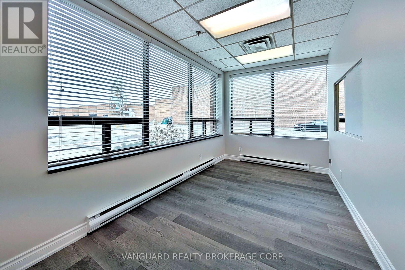 9-10 - 130 Bradwick Drive, Vaughan, Ontario  L4K 1K8 - Photo 15 - N12851062