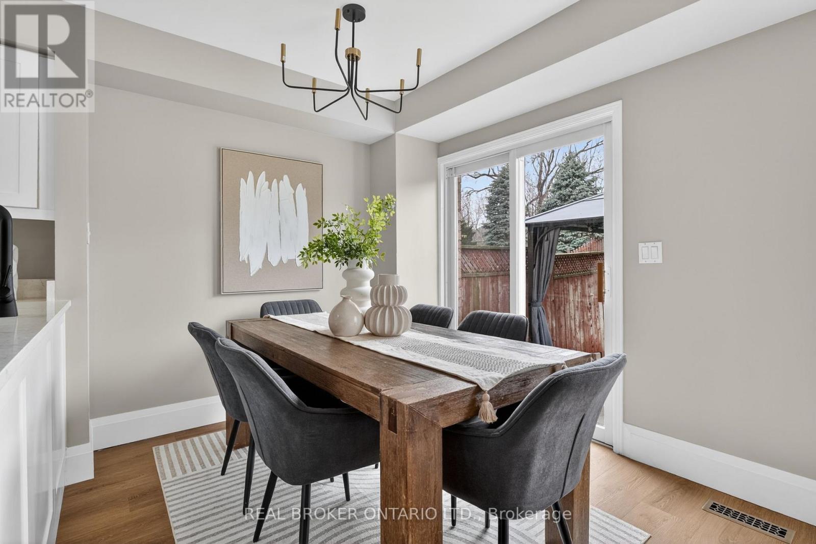 7048 Frontier Ridge, Mississauga (Meadowvale Village), Ontario  L5N 7R6 - Photo 15 - W13026618