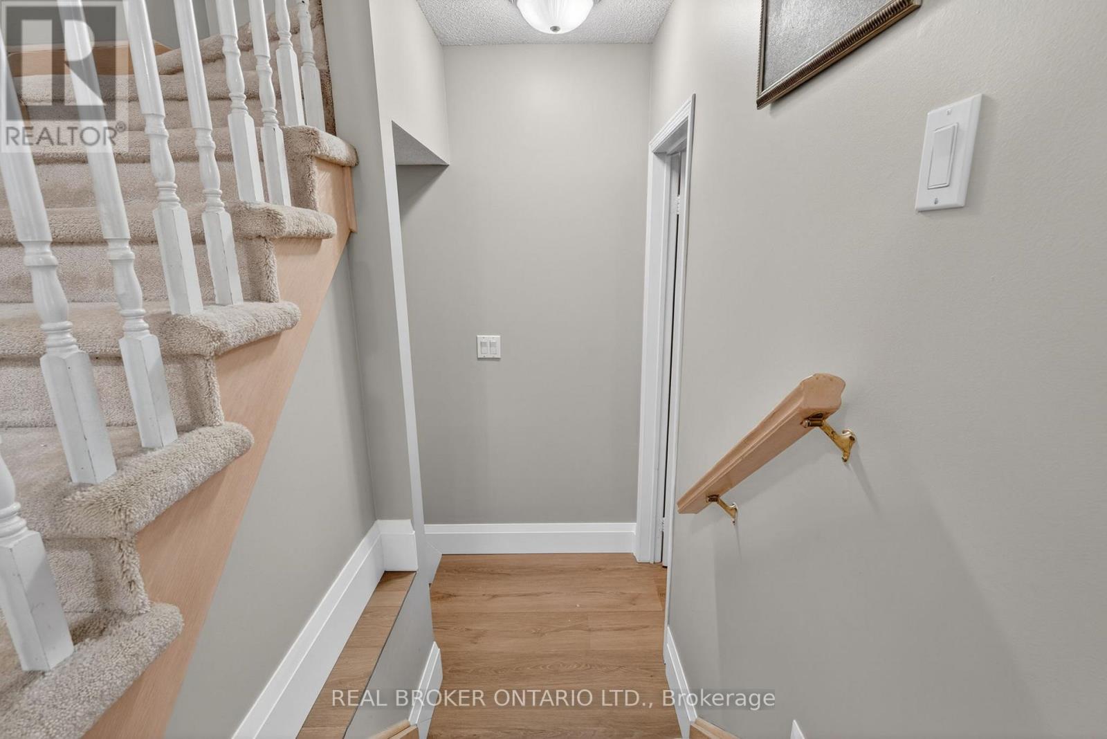 7048 Frontier Ridge, Mississauga (Meadowvale Village), Ontario  L5N 7R6 - Photo 16 - W13026618