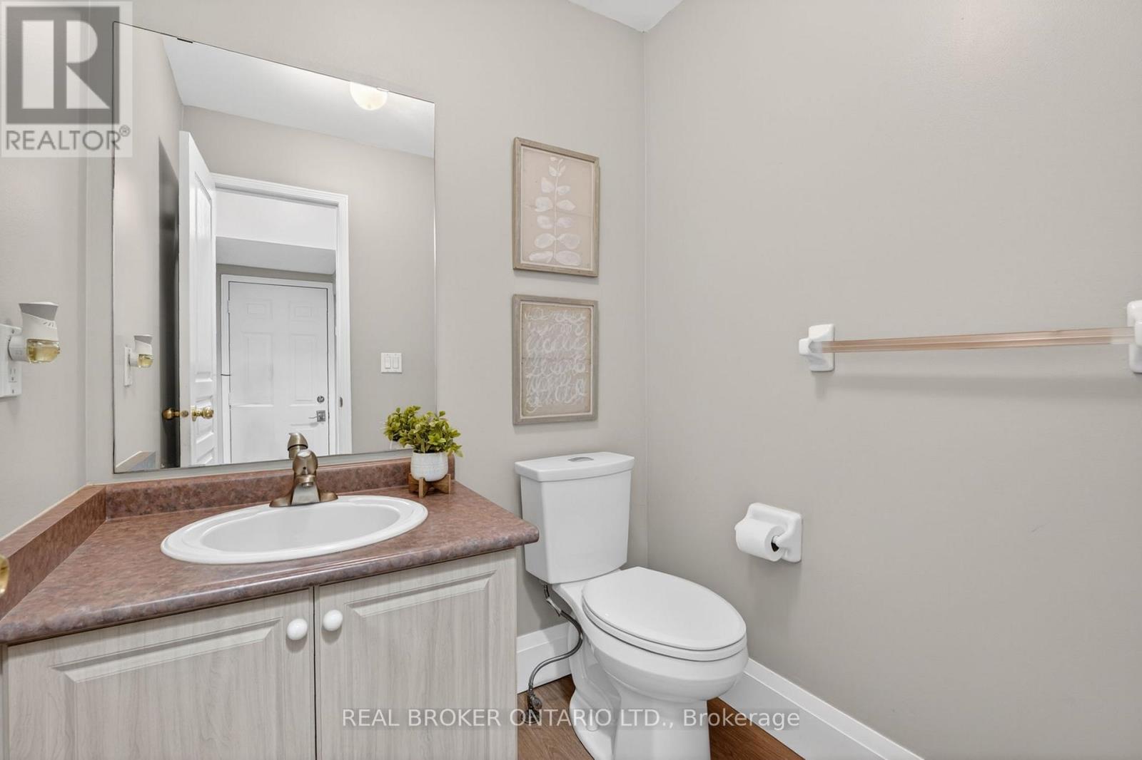 7048 Frontier Ridge, Mississauga (Meadowvale Village), Ontario  L5N 7R6 - Photo 17 - W13026618