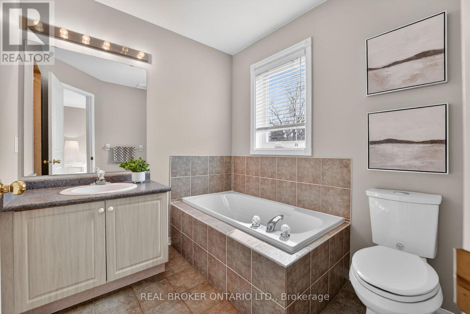 7048 Frontier Ridge, Mississauga (Meadowvale Village), Ontario  L5N 7R6 - Photo 22 - W13026618