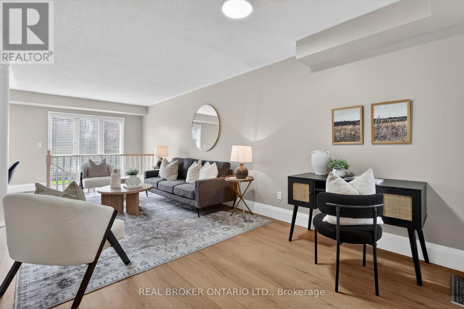 7048 Frontier Ridge, Mississauga (Meadowvale Village), Ontario  L5N 7R6 - Photo 7 - W13026618