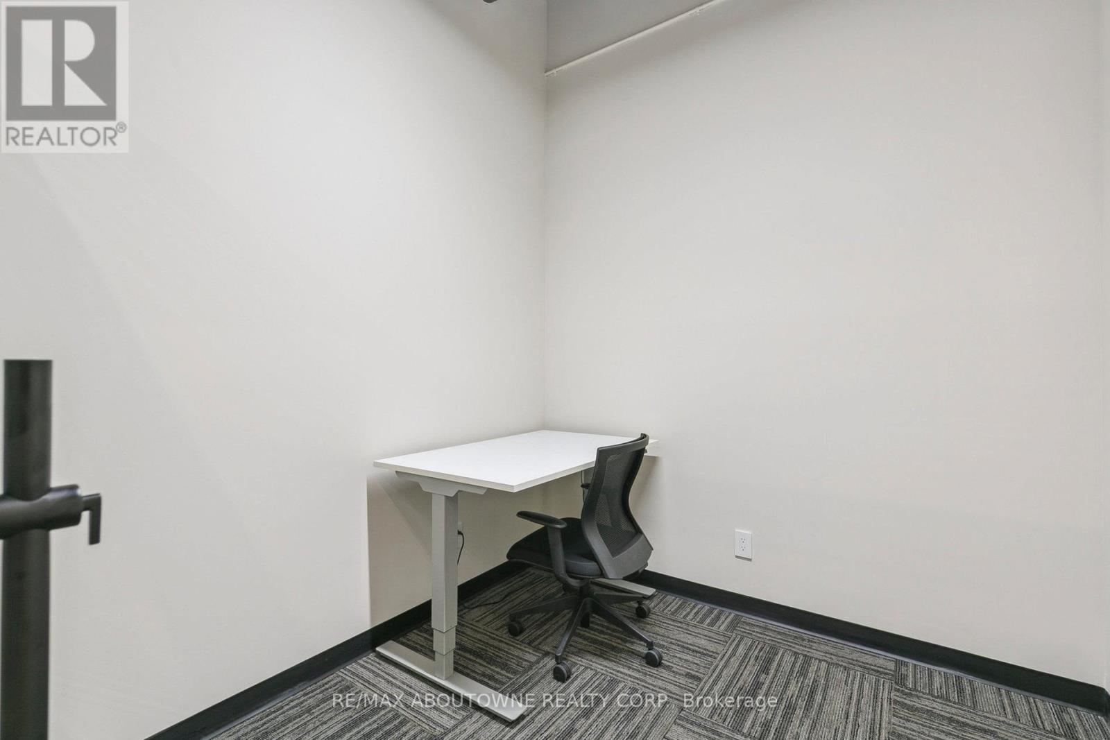 211-B - 320 Matheson Boulevard W, Mississauga, Ontario  L5R 3R1 - Photo 24 - W13026624