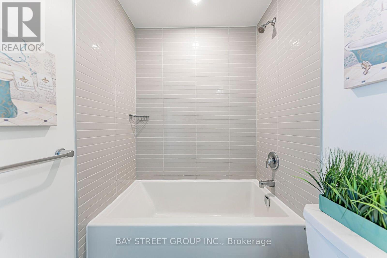 524 - 3200 William Coltson Avenue, Oakville, Ontario  L6H 7W6 - Photo 6 - W13026648