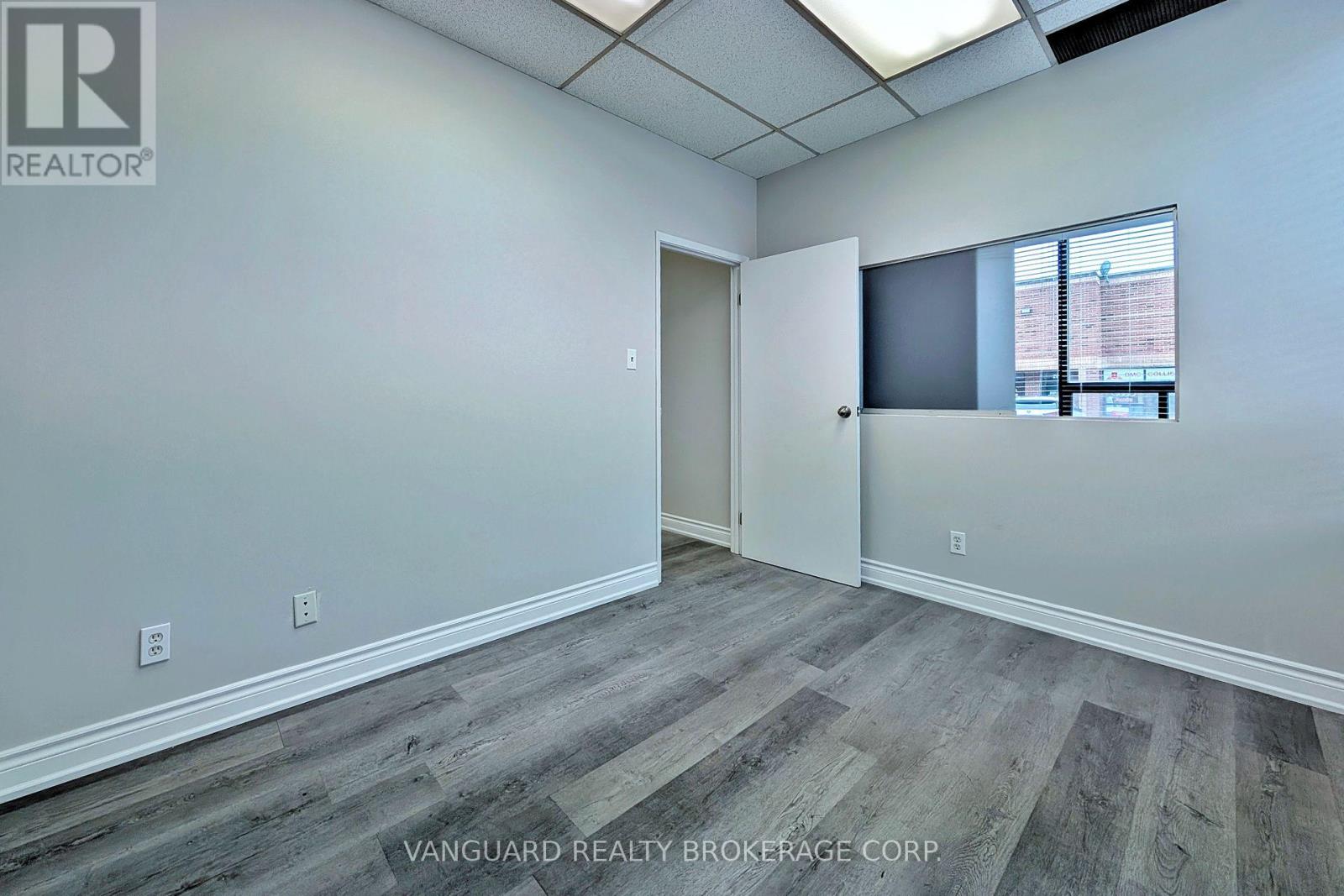 9-10 - 130 Bradwick Drive, Vaughan, Ontario  L4K 1K8 - Photo 21 - N12851062