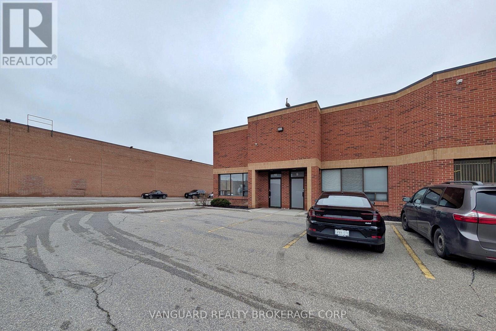 9-10 - 130 Bradwick Drive, Vaughan, Ontario  L4K 1K8 - Photo 2 - N12851062