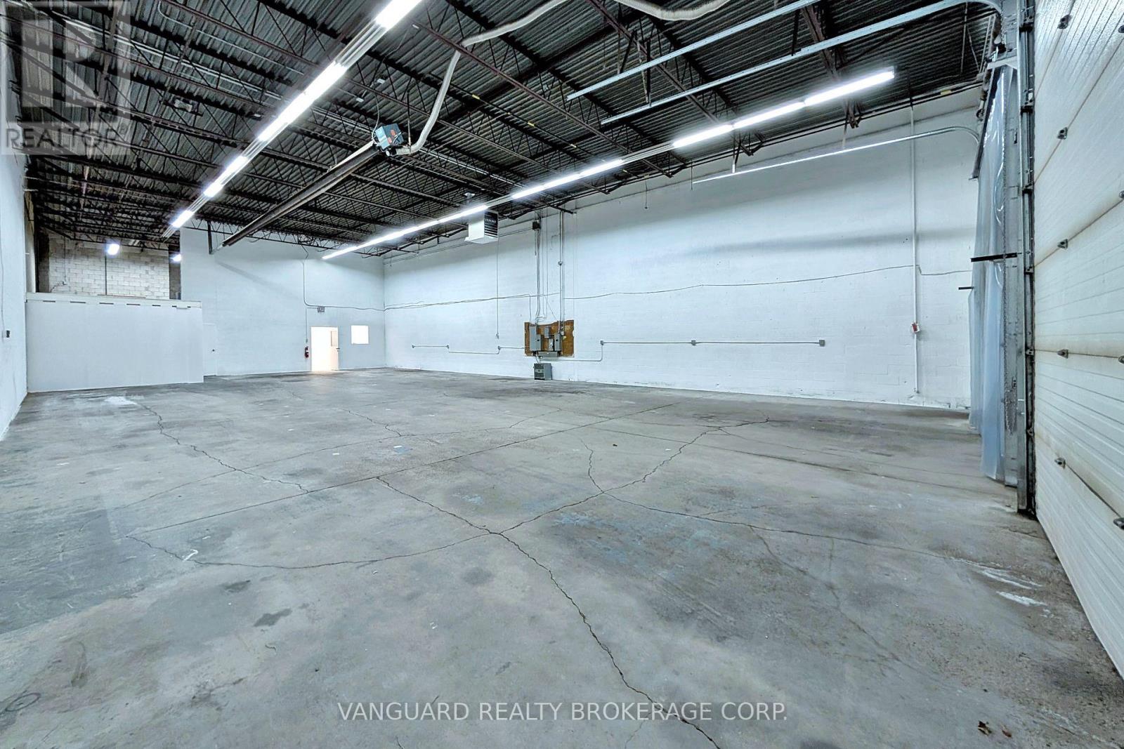 9-10 - 130 Bradwick Drive, Vaughan, Ontario  L4K 1K8 - Photo 28 - N12851062