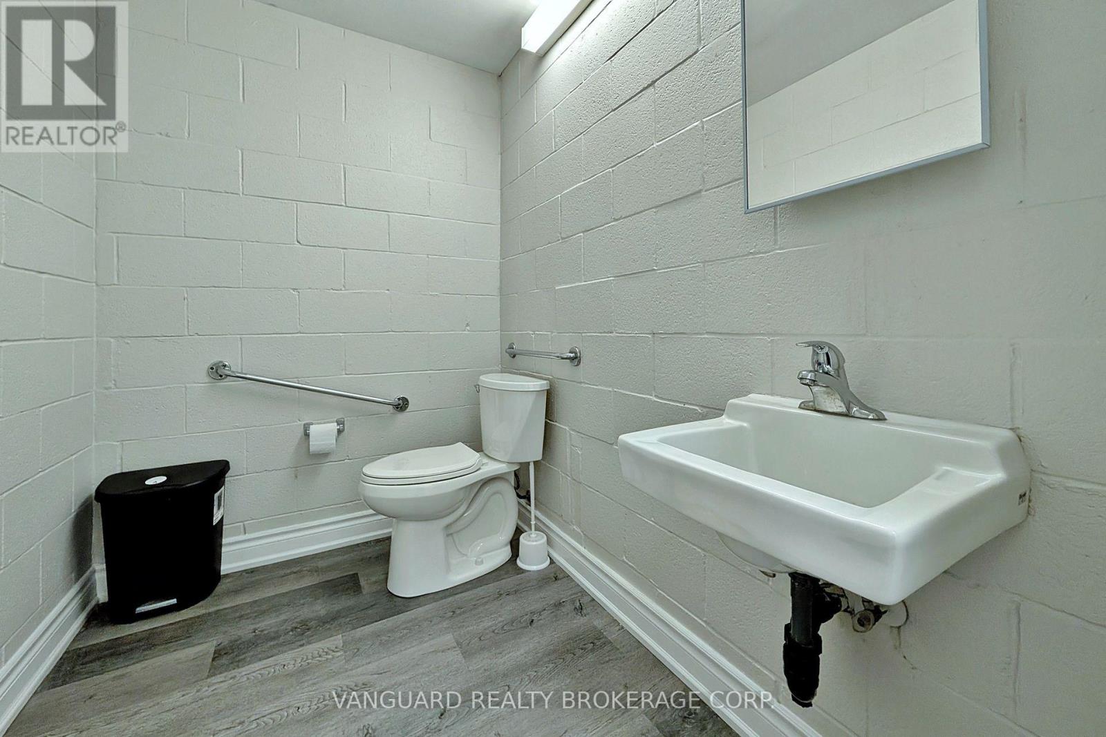 9-10 - 130 Bradwick Drive, Vaughan, Ontario  L4K 1K8 - Photo 23 - N12851062