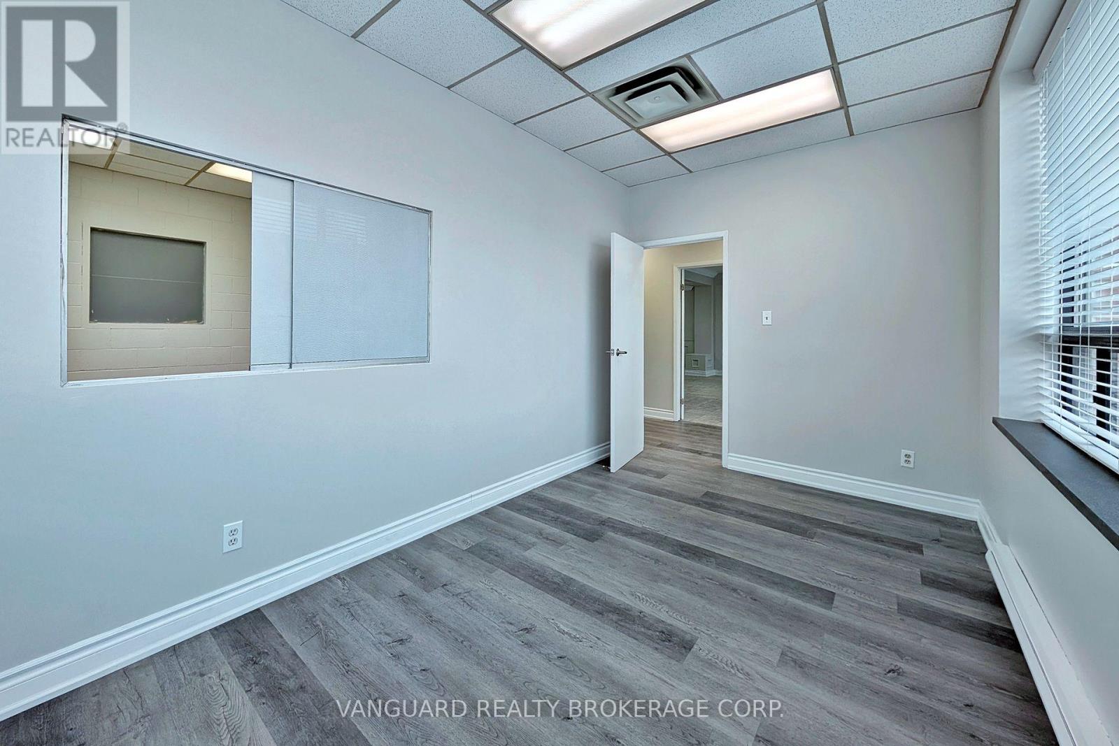 9-10 - 130 Bradwick Drive, Vaughan, Ontario  L4K 1K8 - Photo 17 - N12851062