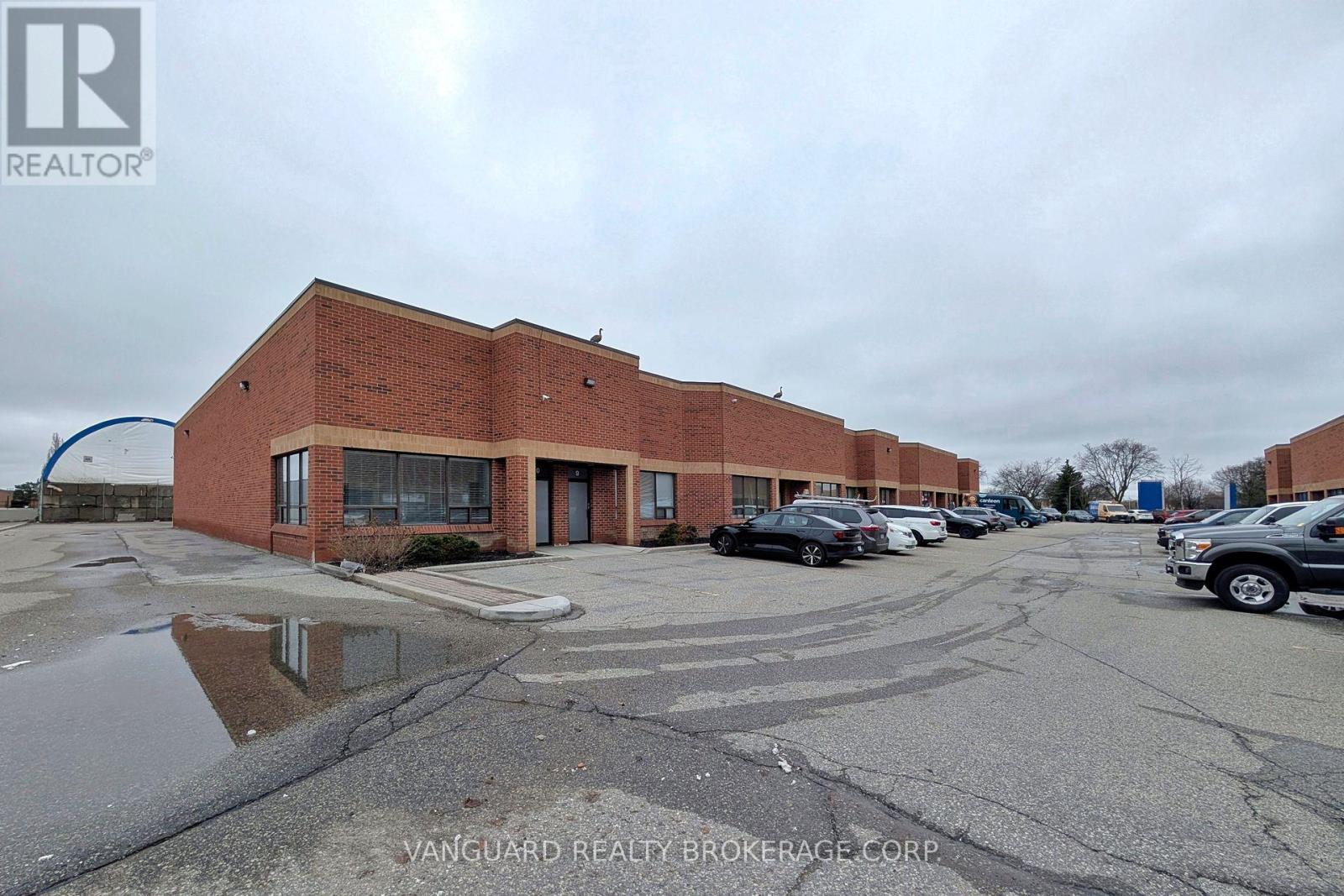 9-10 - 130 Bradwick Drive, Vaughan, Ontario  L4K 1K8 - Photo 3 - N12851062