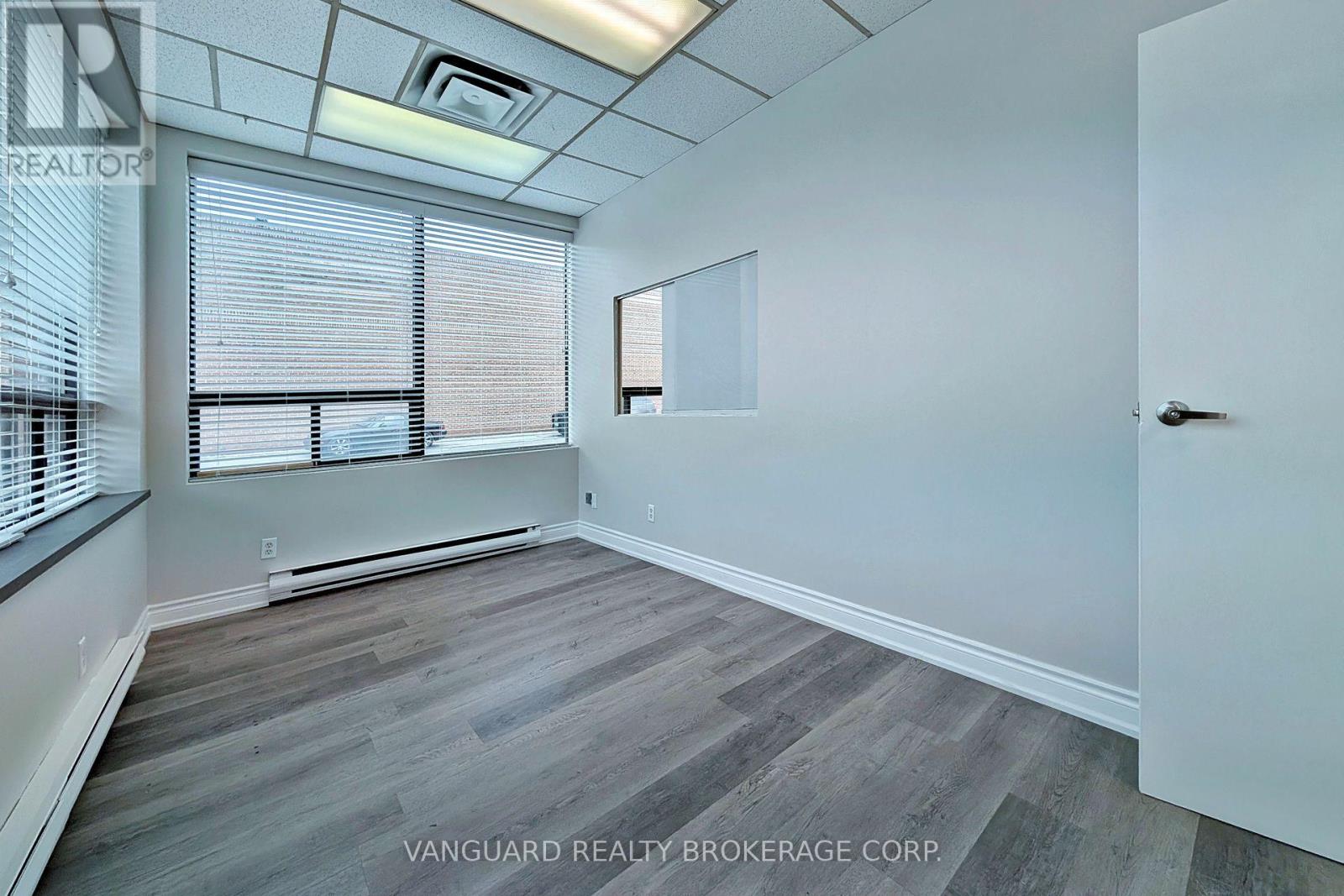 9-10 - 130 Bradwick Drive, Vaughan, Ontario  L4K 1K8 - Photo 18 - N12851062