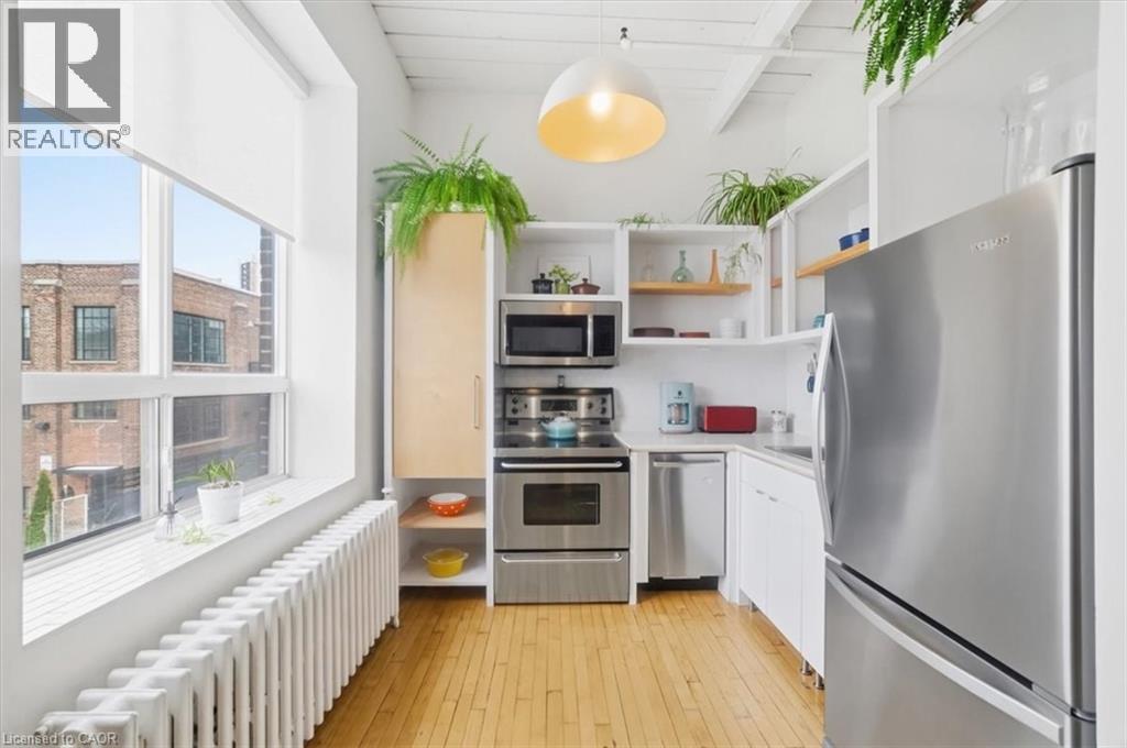 326 Carlaw Avenue Unit# 211, Toronto, Ontario  M4M 3N8 - Photo 18 - 40822250