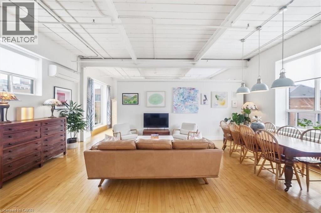 326 CARLAW Avenue Unit# 211, Toronto, Ontario