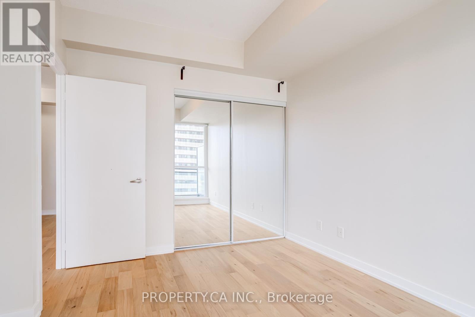 1101 - 4065 Brickstone Mews, Mississauga, Ontario  L5B 0G3 - Photo 14 - W13019426