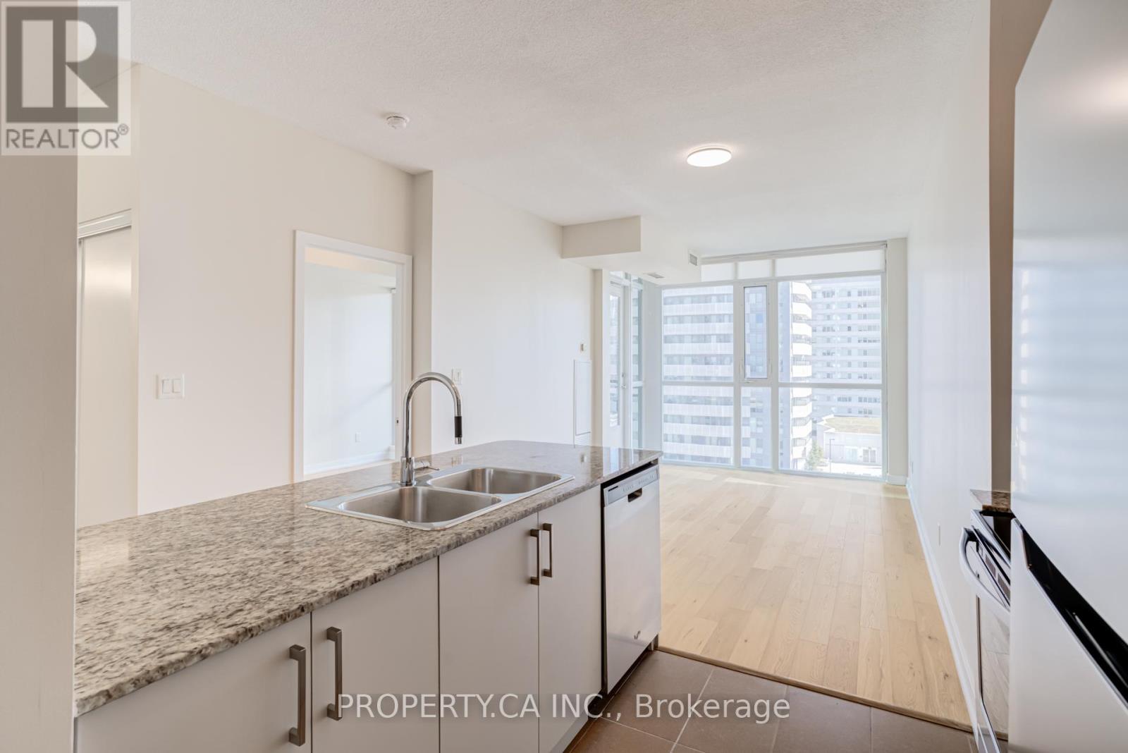 1101 - 4065 Brickstone Mews, Mississauga, Ontario  L5B 0G3 - Photo 7 - W13019426