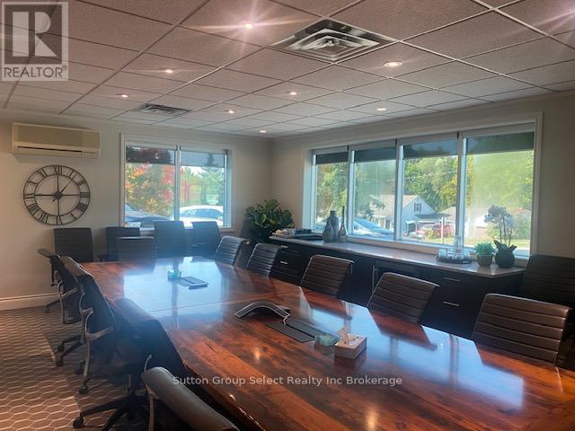 143 Bell Street E, Ingersoll, Ontario  N5C 2N9 - Photo 8 - X12396036