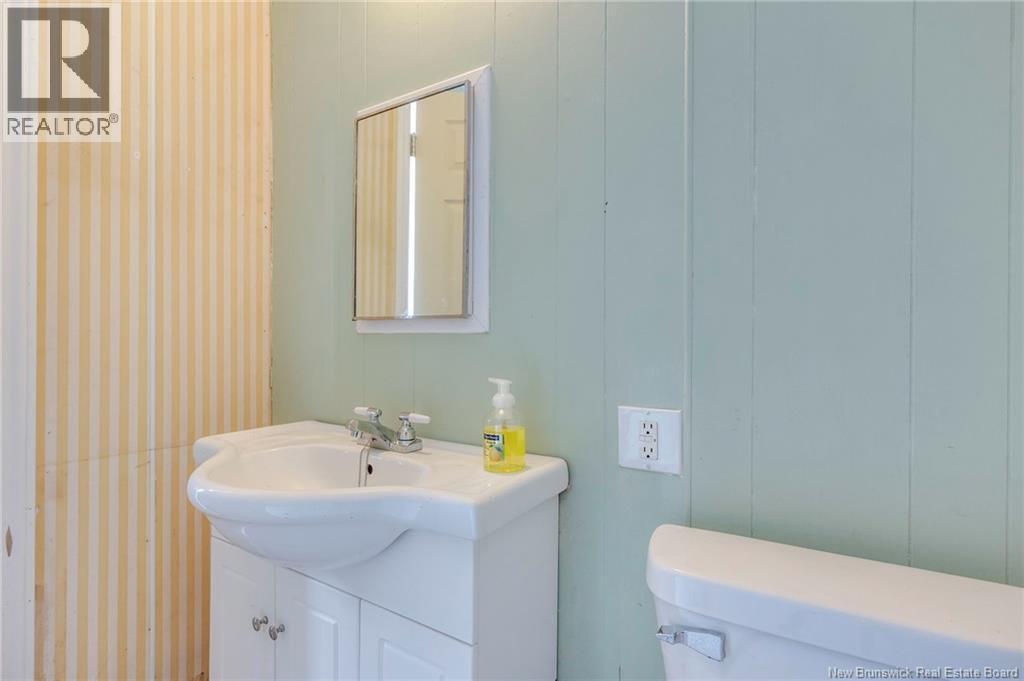 13 Nancy Street, Moncton, New Brunswick  E1E 3T2 - Photo 22 - NB137595