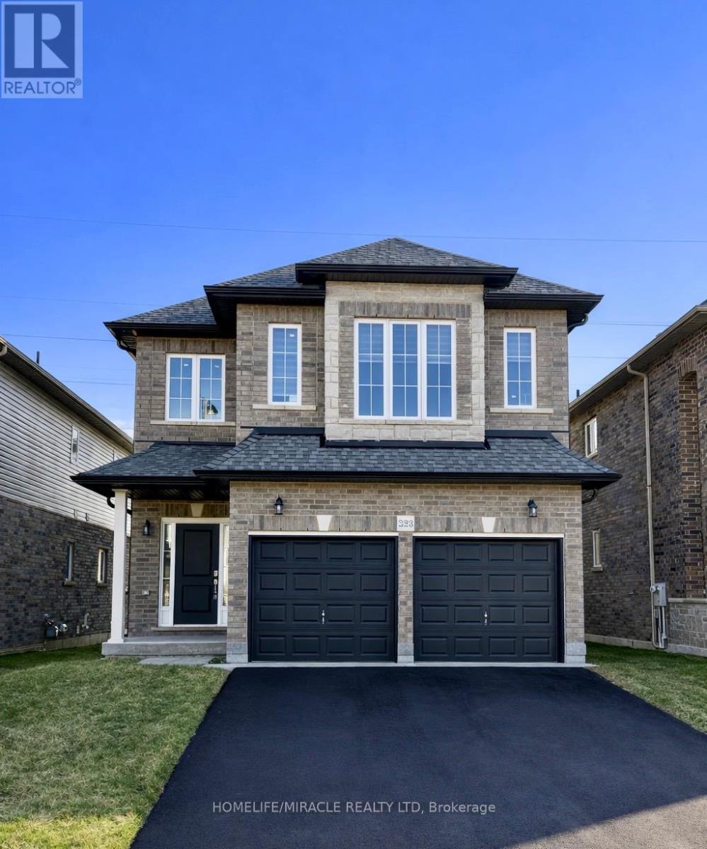 223 ROCKLEDGE DRIVE, Hamilton, Ontario
