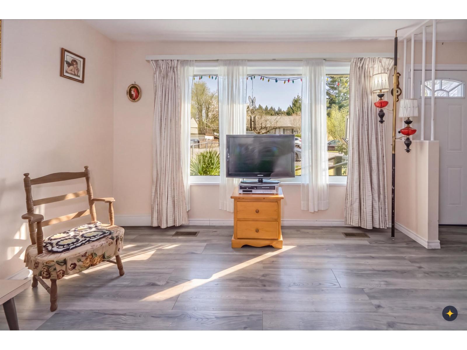 10079 143 Street, Surrey, British Columbia  V3T 4S9 - Photo 6 - R3114129