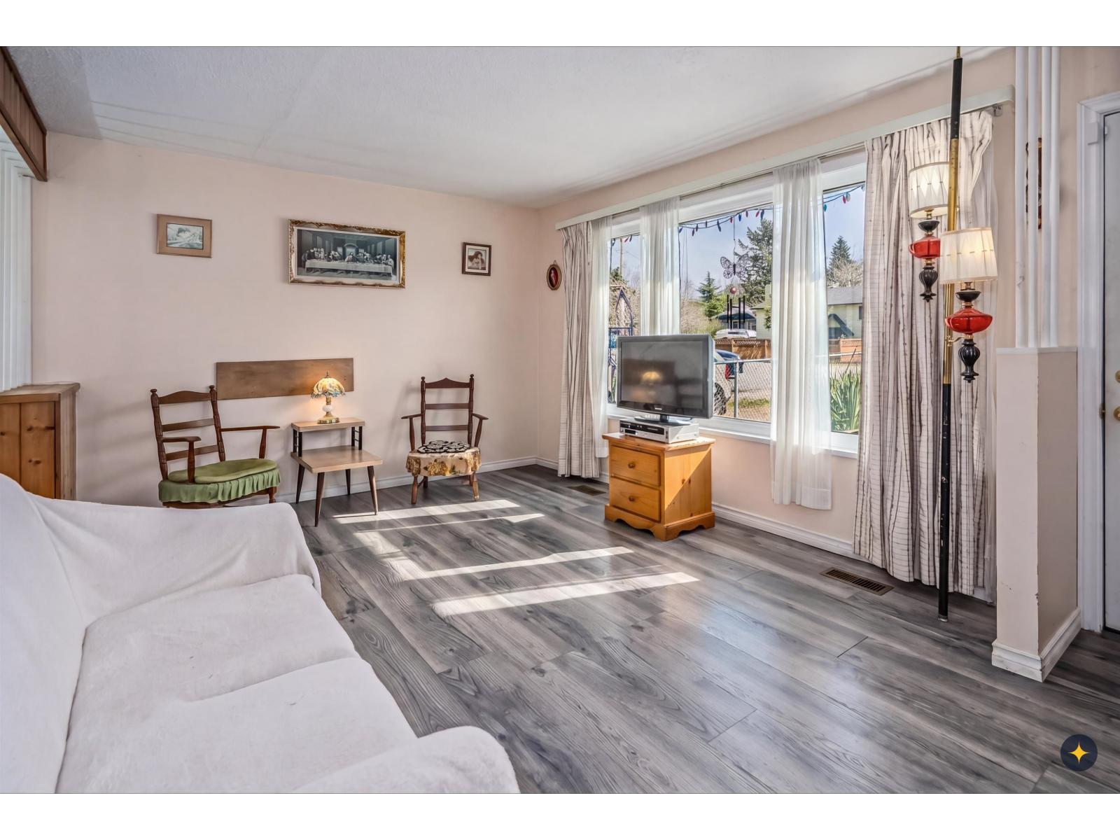 10079 143 Street, Surrey, British Columbia  V3T 4S9 - Photo 7 - R3114129