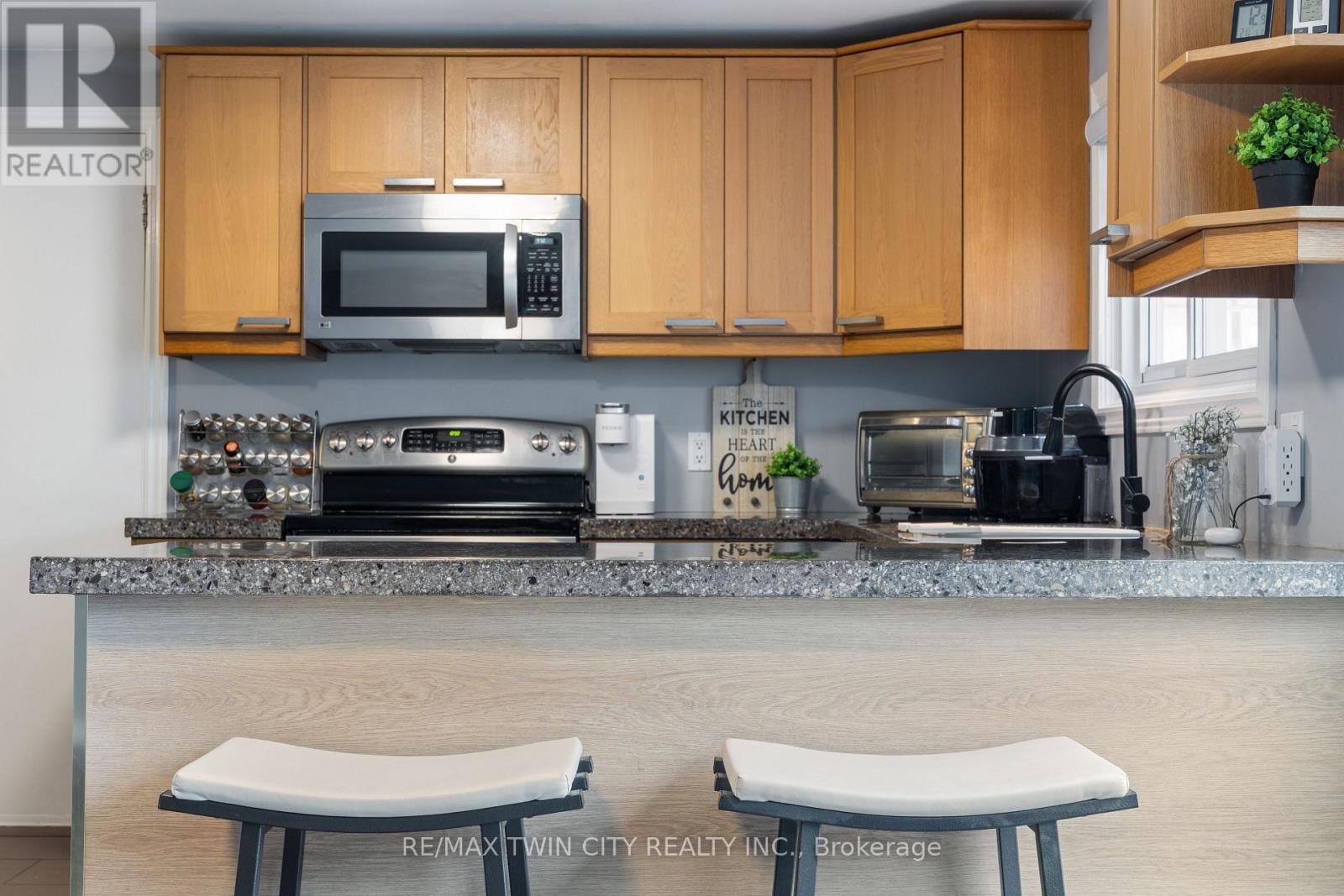 769 Scottsdale Drive, Guelph, Ontario  N1G 3N7 - Photo 15 - X13026454