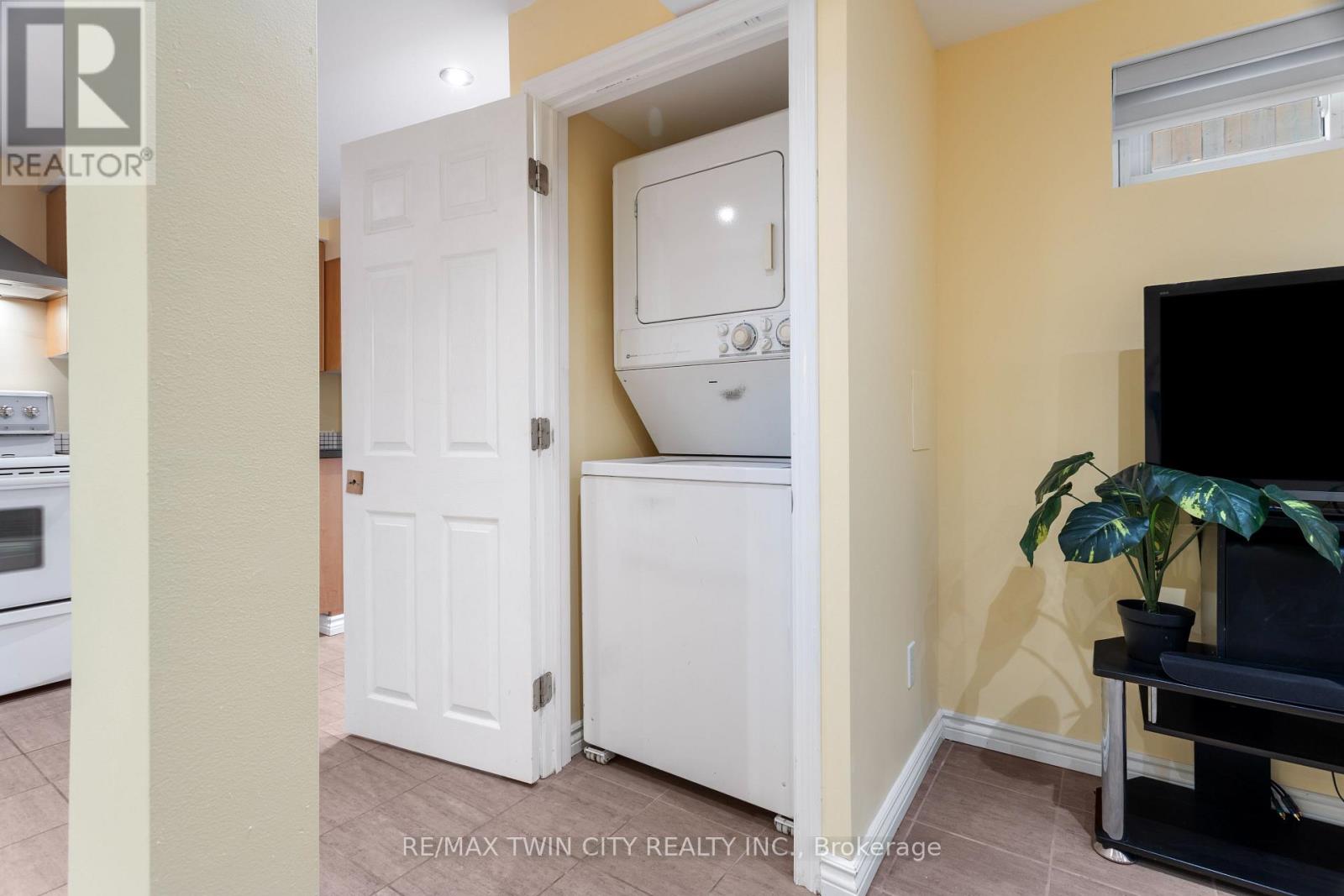 769 Scottsdale Drive, Guelph, Ontario  N1G 3N7 - Photo 36 - X13026454