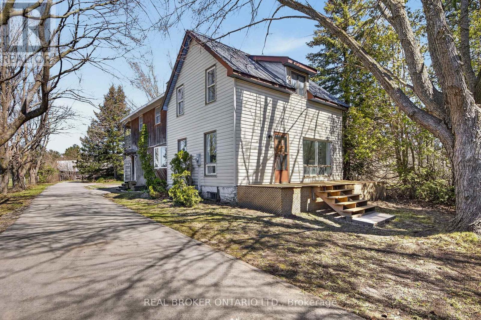 261 PORTAGE ROAD, Kawartha Lakes, Ontario
