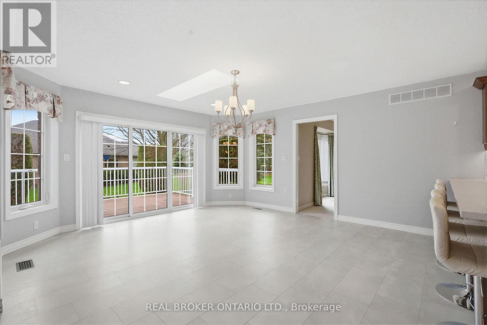 17 Parkside Drive, Guelph, Ontario  N1G 4X7 - Photo 14 - X13026626