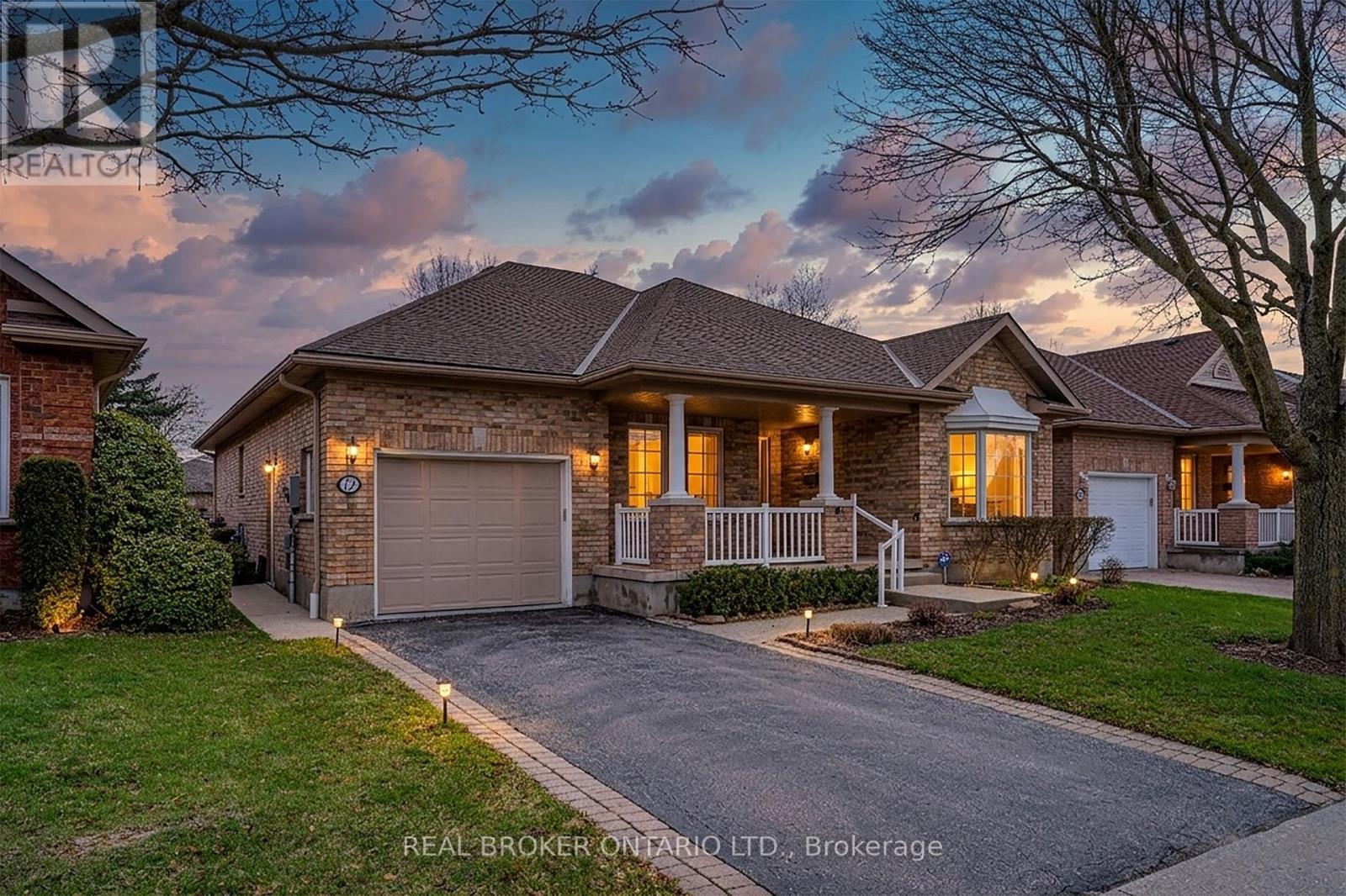 17 Parkside Drive, Guelph, Ontario  N1G 4X7 - Photo 2 - X13026626