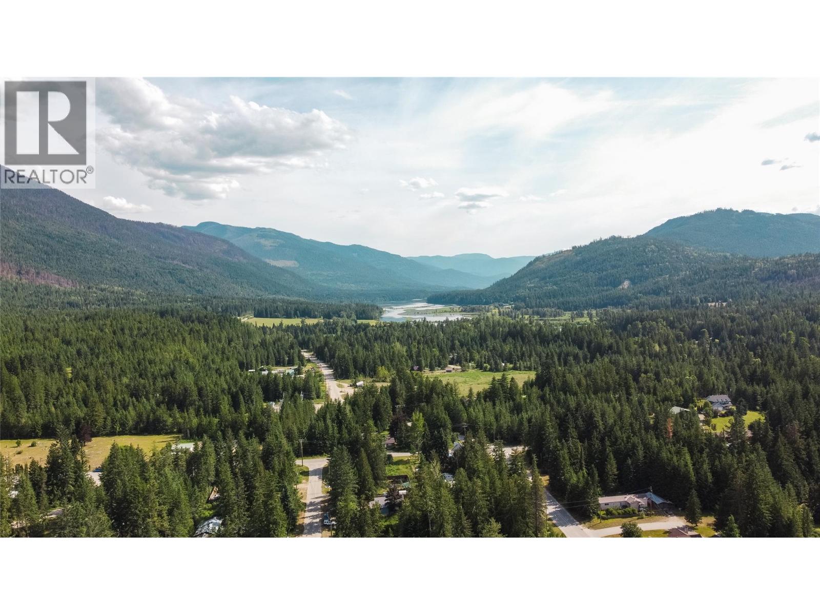 603 Fletcher Avenue, Slocan, British Columbia  V0G 2C0 - Photo 6 - 10383507