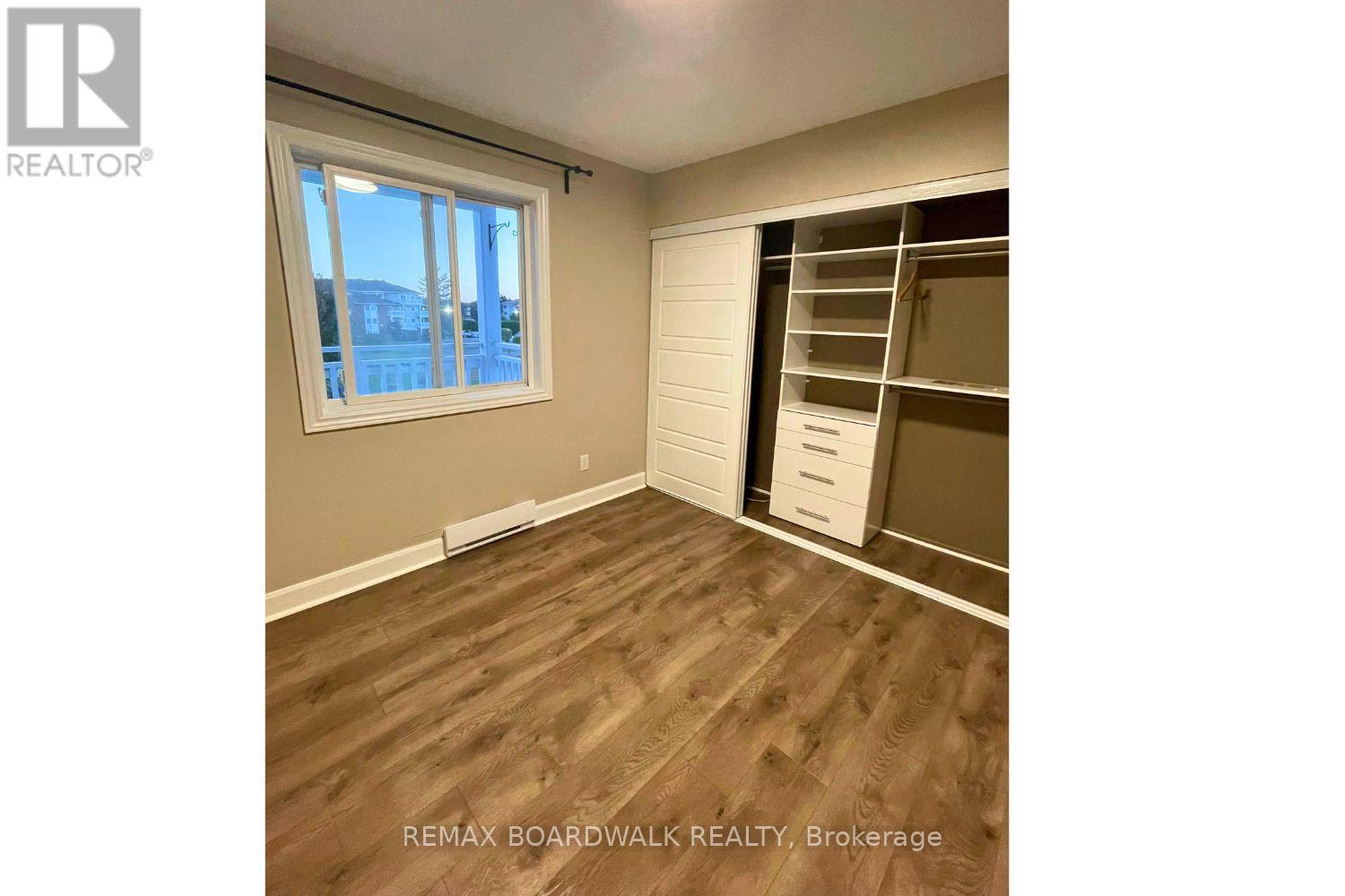 212 - 266 Lorry Greenberg Drive, Ottawa, Ontario  K1T 3J9 - Photo 6 - X12861216