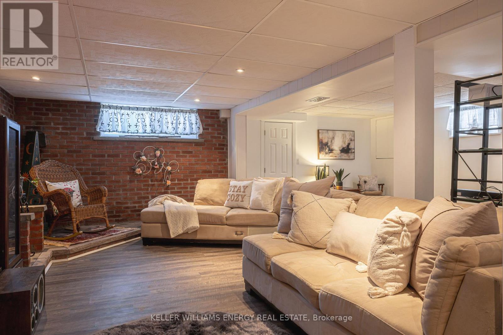 70 Oriole Court, Oshawa (Donevan), Ontario  L1H 6Y5 - Photo 15 - E13026674