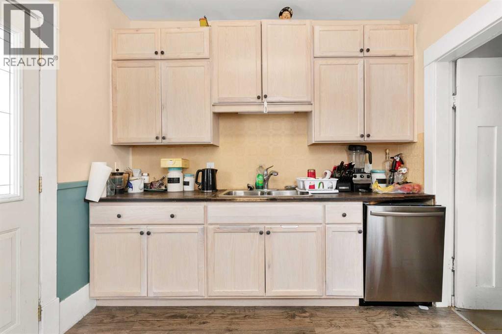 471 10 Street Se, Medicine Hat, Alberta  T1A 1R2 - Photo 12 - A2302095